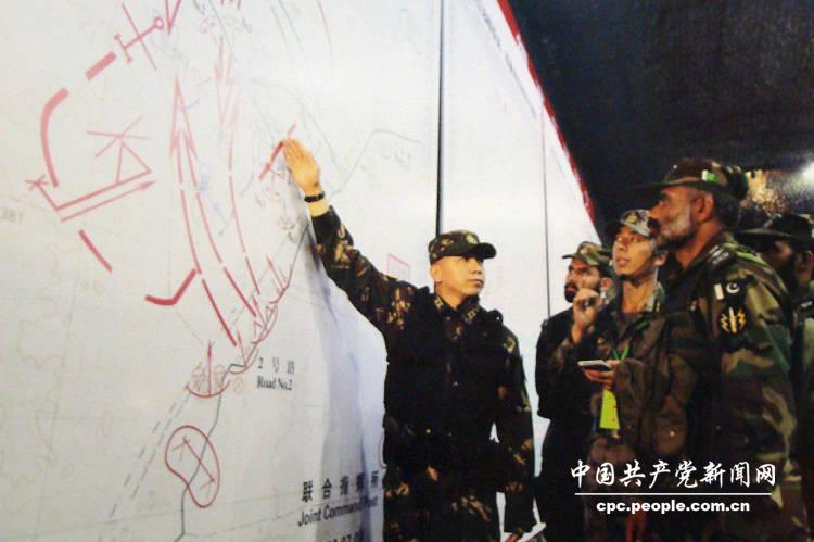 ��������ӽ��衤������ʽ�����ά�͡�ͼΪ2010��6�£��й��Ͱͻ�˹̹���Ӿ��з�������ѵ����