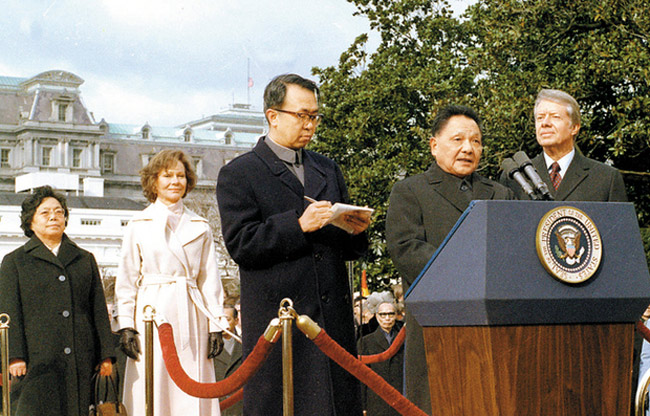 1979年1月29日，卓琳隨鄧小平訪問美國。