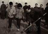 1979年3月：鄧小平在北京大興縣龐各庄參加植樹活動