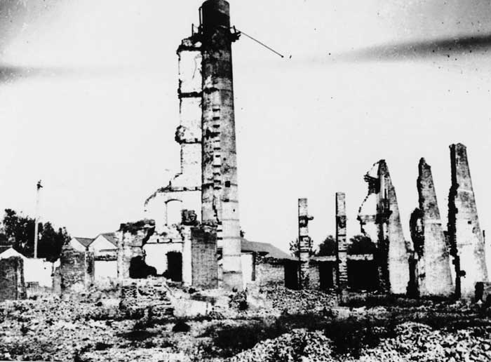 被日軍炸毀的無錫茂新第一面粉廠