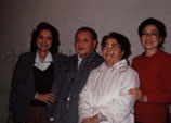 1989年11月：鄧小平在退休之日與家人在一起