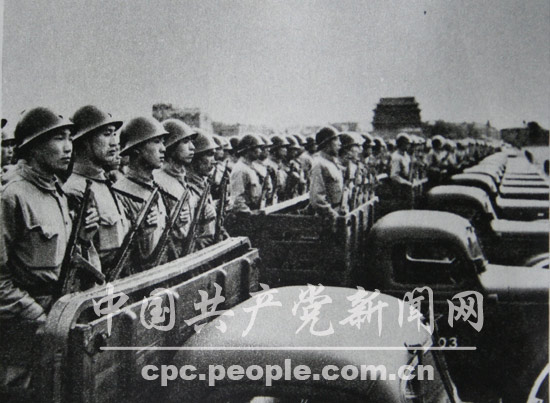 1949年開國大典上受閱的摩托化步兵