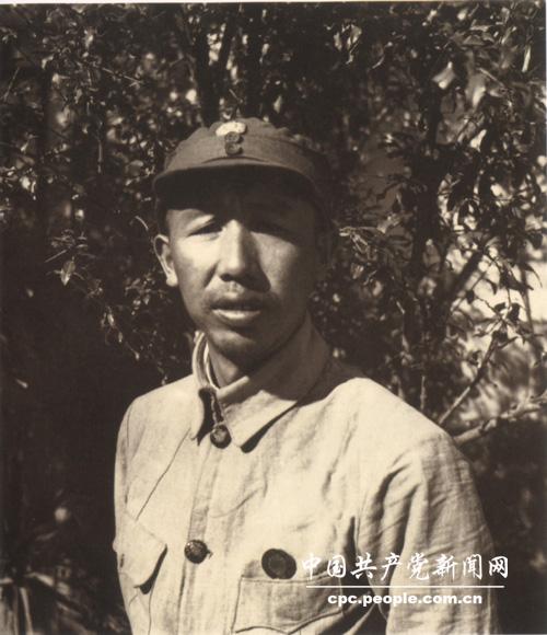 1939年，王平在河北完縣峰泉村整訓冀中部隊