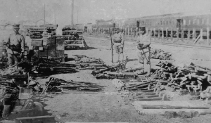 9月19日，日軍掠奪北大營武器。