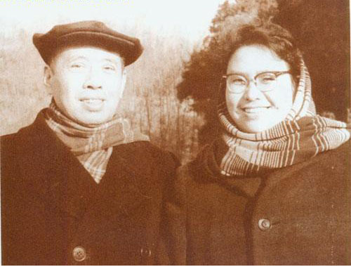 1960年初，陳伯鈞和夫人陳琳。