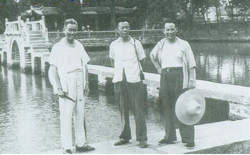 1965年，陳再道（左起）、陳樹才、張樹芝在百泉