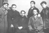 1923年4月，任弼時（左一）與羅亦農（左二）、張國燾（左四）、劉仁靜（左五）等在莫斯科