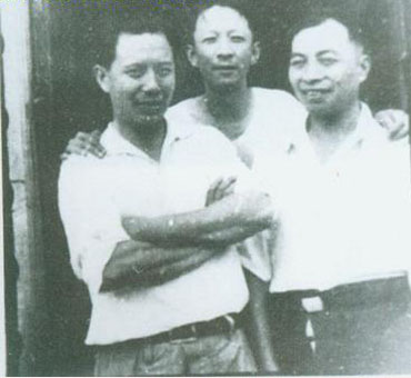 杨至成与贺诚(左)