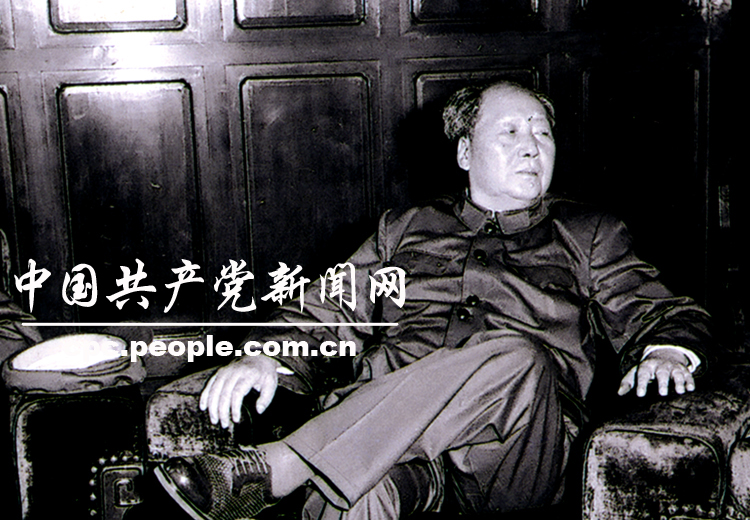 组图:独家解密毛主席参加1966年国庆晚会照片
