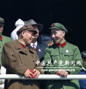 组图:1970年毛泽东与林彪因何由分歧演变为对