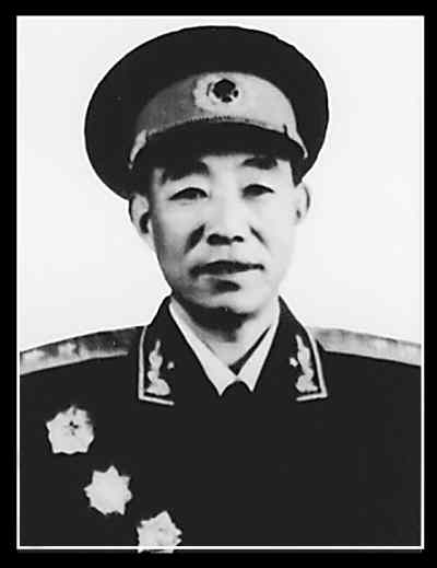 开国中将、原武汉军区副司令员孔庆德同志逝世
